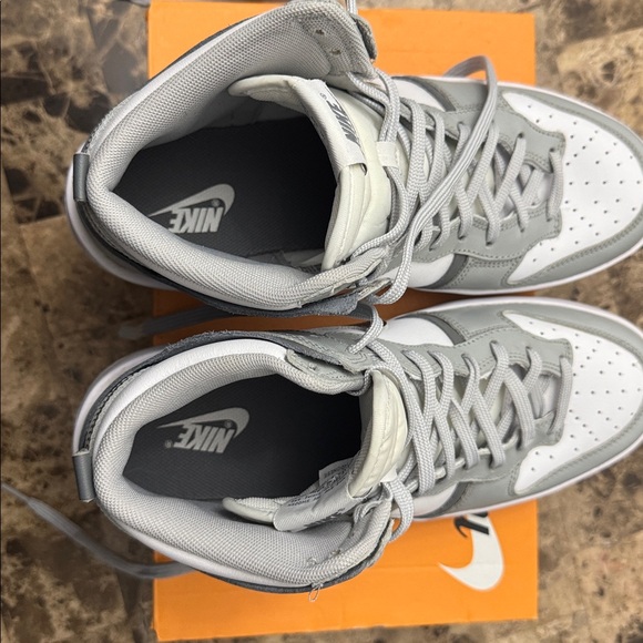 Women’s Nike Dunk High Up - Picture 6 of 6